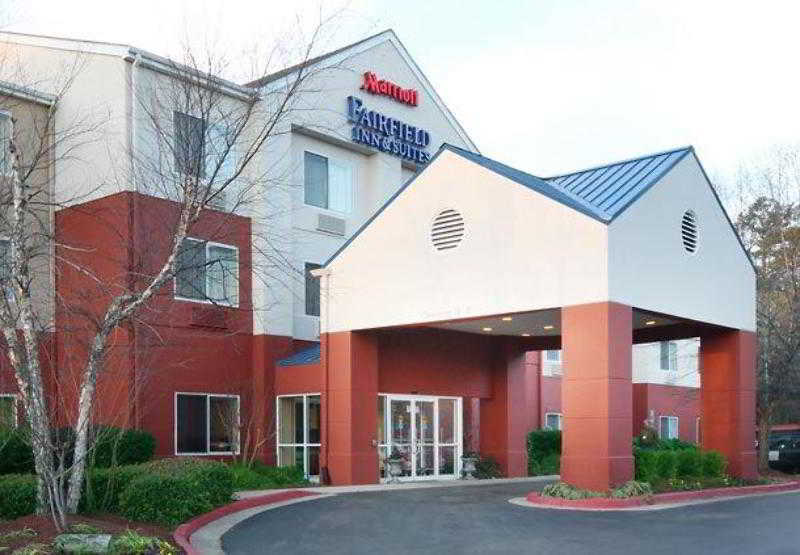 Quality Inn & Suites Jackson Exterior photo